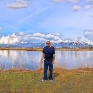 Meet your Posher, Larry g